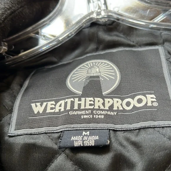 Weatherproof jacket - Picture 13 of 16